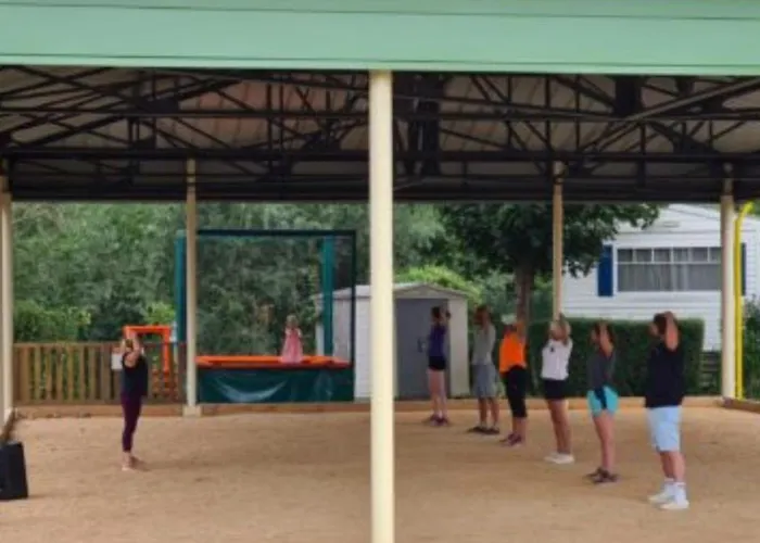 Campingplads Mobil-home Cosy 6 Pers Avec Terrasse - Api-1-52-1949 Radonvilliers